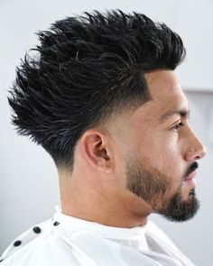 Hire Style Men Hair, Texture Fringe Low Taper, Taper Fade Textured Top, Mid Taper Fade Textured Top, Textured Taper Fade Straight Hair, Taper Fringe., Fohawk Haircut Fade, Taper Fade Long Hair, Trending Hairstyles For Men