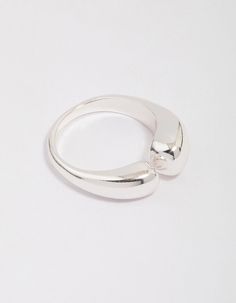 For a modern addition to your stack, style this premium silver plated band. This unique ring features a bold, open design — perfect for adding flair to your look. Material: Silver Plated Dimensions: Diameter 18.5mm x Band Width 2mm | Lovisa Silver Plated Open Band Ring, Size: Small/Medium Modern Adjustable Dome Ring With Open Band, Modern Open Dome Ring In Metal, Modern Open Dome Ring, Modern Metal Dome Open Ring, Modern Silver Metal Dome Ring, Silver Dome Ring With Open Band Modern Style, Modern Silver Dome Ring With Open Band, Trendy Silver Wide Band Open Ring, Trendy Silver Open Wide Band Ring