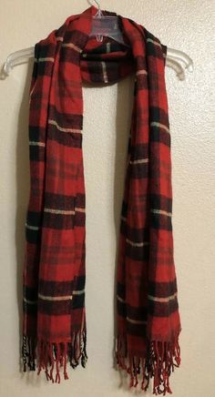 Approximately 28” wide x 66” long NOT including fringe Tag is missing Fraying at sides, fringe at ends Very soft Please see photos for actual condition and description. Thanks for looking! Trim Scarf, Fringe Trim, Black N Yellow, Plaid Scarf, Tartan, Black And Red, Plaid, Trim, Yellow