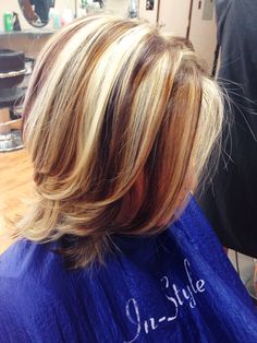 Chunky Highlights And Lowlights, Blonde Highlights Short Hair, Lowlights Highlights, Brown Lowlights, Fall Blonde Hair Color, Fall Blonde Hair