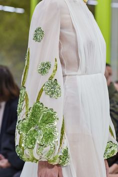 Embroidery Couture, Valentino Couture, Chanel Cruise, Fashion Pics, Couture Embroidery, Diane Kruger, Chic Leather, Couture Details