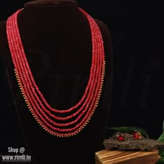 Beads Chains Designs, Crystal Beads Necklace Design, Pagadala Chains, Red Beads Jewellery, Latest Beads Jewellery Designs, Beads Jewellery Designs, Ruby Jewelry Necklaces, Simple Beaded Necklaces