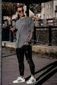 Adidas Outfit Men, Adidas Superstar Outfit, Portrait Men, Oversized Shirt Outfit, Men Fashion Casual Shirts, Mens Casual Dress Outfits