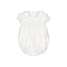 SIZE GUIDE : If you are hesitating between two sizes, we recommend going up one size (3M : newborn to 3 months ; 6M : 3 to 6 months ; 12M : 6 to 12 months ...) A classic French heirloom, perfect for Ceremony, flower girl, Christening, and any special occasion Classic white handmade smocked Bubble with short balloons sleeves White embroidery on the chest and waiving frills collar with white lace Double layer 100% cotton Match with our Antoinette Smock Dress for adorable sisters matching outfits Sisters Matching Outfits, Antoinette Dress, Paris Look, Baby Bubble, Girl Christening, White Embroidery, Smock Dress, Dress Size Chart, Matching Outfits