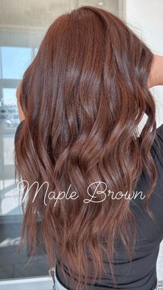 Chestnut Brown Hair Balayage, Light Red Brown Hair, Maple Brown Hair, Chestnut Brown Hair, Maple Brown, Brown Hair Looks, Dyed Hair Inspiration, Brunette Balayage Hair, Brown Hair Balayage