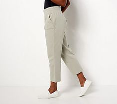 These cropped pants are pretty and functional enough to work out with you, tag along to the grocery store, go to the coffee shop, and even catch brunch with the girls. From Belle by Kim Gravel. Kim Gravel, Tea Brands, Pants With Pockets, Crop Pants, Type Of Pants, Pocket Pants, The Coffee, Grocery Store, Work Out