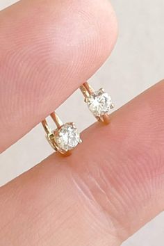 Material : 14K Real Solid Yellow Gold, 14K Whitegold(White Gold Plated 14K Real Solid Gold), 14K Solid Rosegold Inner Diameter Size : About 6mm Cz Size :  3mm Pin thickness : 0.8mm(20g) About Gold The most popular alloy of gold is 14K gold, which is 58.5% pure gold and 41.5% other metals like silver and copper. Dainty Hoop Earrings With Prong Setting, Everyday Huggie Earrings With Prong Setting, Classic 14k Gold Cartilage Earrings With Prong Setting, Round Prong Set Cartilage Earrings For Anniversary, Minimalist Prong Setting Huggie Earrings For Anniversary, Anniversary Yellow Gold Cartilage Earrings With Prong Setting, Earring Piercing, Forward Helix, Square Frame