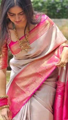 Sarees For Girls, Saree Wearing, Blouse Ideas, New Saree Designs, Latest Model Blouse Designs