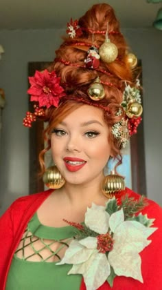 Transform your hair into a festive masterpiece with this extravagant holiday updo, adorned with red flowers, gold baubles, and twinkling accents. Styled to resemble a Christmas tree, this look features stunning poinsettias and ornaments that will make you the star of any holiday party. Click the pin to explore more and follow us for even more holiday hairstyle inspiration! #ChristmasHair #HolidayHairstyles #FestiveHair #UpdoInspiration #ChristmasTreeHair Vintage Christmas Tree Hair, Halloween Hair Styles For Women, Christmas Elf Hairstyles, Christmas Tree Hairstyles, Christmas Updos, Hairstyles To Draw, Holiday Girls Night, Winter Wonderland Aesthetic