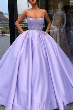 Big Prom Dresses Ball Gowns Blue, Prom Dresses Ball Gown Elegant, Highschool Prom, Purple Ball Gown, Robes D'occasion, Formal Ball Gown, Prom Dresses With Pockets, Look Formal, Floor Length Prom Dresses