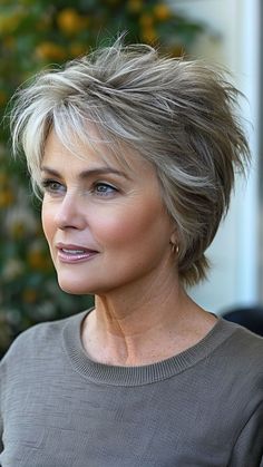 Shaggy Short Hair, Short Haircuts For Women, Messy Short Hair, Short Choppy Hair, Short Layered Haircuts, Haircut For Older Women, Cute Hairstyles For Short Hair, Haircuts For Fine Hair, Haircuts For Women