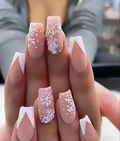 Cute Nail Designs For Christmas Simple, Pretty Nails For New Years, Nail Ideas Acrylic Short Winter, Winter Christmas Nails Coffin, Med Length Christmas Nails, Christmas Nails Acrylic Short Coffin, Christmas Nails Nude Glitter, Almond Nails Designs Holiday, Holiday Nails Coffin Christmas