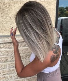 Tuns Bob Lung, Straight Hairstyles Medium, Bronde Balayage, Balayage Blonde, Balayage Ombre, Long Bob Haircuts, Silver Blonde, Short Hair Balayage, Hair Color Highlights