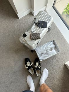 #goyard #rimowa #gats Rimowa And Goyard, Goyard Men, Boy Essentials, Boy Closet, Rimowa Luggage, Nightclub Aesthetic, Gentleman Aesthetic, Luxury Lifestyle Fashion, Travel Documents