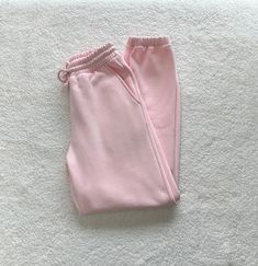 Light Pink Basic Blank Jogger Sweatpants Green Surfboard, Luxury Paints, Pink Sweatpants, Logo Collection, Clothing Logo, Jogger Sweatpants, Sweater Accessories, Fitness Inspo, Trousers Women