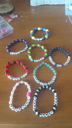 Kandi Bracelets Bracelets Kandi, Friendship Bracelets Ideas, Pony Bead Crafts, Beaded Braclets