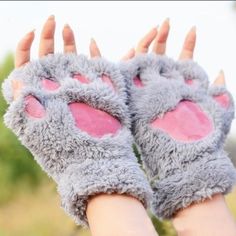 These Paw Fingerless Paw Gloves Are A Must Have! They Are Super Soft And Super Cute! Perfect For Cosplay, Festivals, Clubs, Halloween, Or Any Day Wear! Meow! Feel Free To Make An Offer! Please Ask For More Pictures If You Would Like! One Size Fits Most! Teddy Bear, Raccoon, Kitty Cat, Kitten, Dog, Puppy. Claw Gloves, Paw Gloves, The Mitten, Fashion Gloves, Cold Weather Gloves, Cat Claws, Bear Paws, Cat Paw, Cat Plush