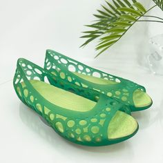 Reposhing These Crocs - Love Them But I Don't Wear Green That Often. Never Worn Out (By Me) Only Tried On. Casual Sandals With Snug Fit And Round Toe, Casual Green Closed Toe Heels, Fitted Green Sandals With Round Toe, Casual Green Slip-on Heels, Ankle Sandals Flat, White Platform Flip Flops, Crocs Platform, Leopard Wedges, Shoes Crocs