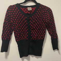 New Without Tags. Super Cute Red And Black Polka Dot Cardigan With Fabric Wrapped Buttons. Polka Dot Cardigan, Layering Outfits, Forever 21 Sweater, Polka Dot Pattern, Cropped Cardigan, Black Polka Dot, Red And Black, Black Red, Polka Dot