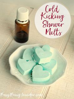 Next time you feel stuffed up, or you're getting that icky-sicky feeling, whip up a batch of these cold kicking shower melts to bring you some relief! Shower Melts, Bath Melts, Diy Kosmetik, Young Living Oils, Homemade Bath Products, Diy Essential Oils, Diy Body, Essential Oil Uses