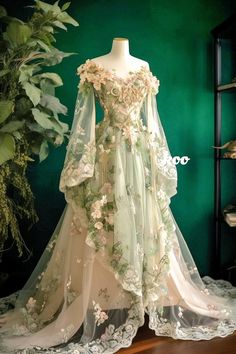 Pretty Wedding Dresses, Fairy Wedding, Fantasy Dresses, Dream Wedding Ideas Dresses, Prom Dress Inspiration, Fantasy Gowns, Pretty Prom Dresses, Fairytale Dress, Ball Gowns Prom