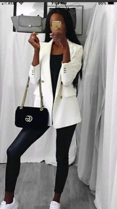 Comfy Spring Outfits, White Blazers, Look Legging, Jean Jacket Outfits, Outfits To Copy, Elegant Casual, Casual Chic Outfit