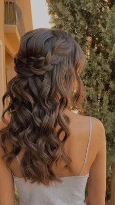 Rambut Brunette, Formal Hairstyles For Long Hair, Simple Prom Hair, Romantic Hairstyles, Hoco Hairstyles, Prom Hairstyles For Long Hair, Christmas Hairstyles, Formal Hairstyles, Light Brown Hair