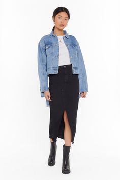 Fitted Midi Skirt Outfit, Black Midi Skirt Outfit, Outfit Info, Fitted Denim Skirt, Midi Outfits