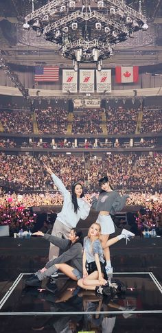 Tour Group, Blackpink Born Pink, Pink Tour, Born Pink World Tour, Blackpink Members, Lisa Blackpink Wallpaper, Blackpink Funny