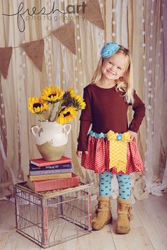 Love everything about this photo- the outfit, background, lights, colors! Would love to recreate this for my girls! Easter Photo Backdrop, Easter Mini Session, Photo Props Diy, Easter Photoshoot, Mini Photo Sessions, Easter Photography, Backdrop Props, Spring Portraits, Mini Session Ideas