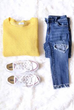 Makeup Cantik, Outfits 2016, Pullover Outfit, Foto Tips, Yellow Sweater, Ripped Denim, 가을 패션, Casual Fall Outfits, Mode Inspiration