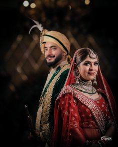 Pre Wedding Poses Indian Traditional, Bride Groom Poses Indian Wedding, Indian Bride Groom Poses, Wedding Poses For Bride And Groom Indian, Traditional Couple Photoshoot Indian, Wading Photoshoot, Groom Photoshoot Indian, Indian Groom Photography Poses, Indian Groom Poses