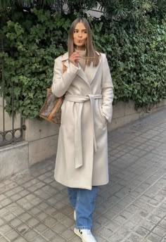 Goodbye Summer Hello Fall, Emelie Lindmark, Protect Your Peace, Casual Winter Outfit, Europe Fashion, Winter Chic, January 4, Street Style Winter