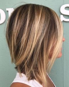 Haircuts For Thick Bushy Hair, Hair Highlights For Dark Hair 2023, Medium Hairstyle Women Square Face, Fall 2023 Hair Trends For Fine Hair, Ways To Wear Medium Length Hair, Bob For Thick Hair Round Face, Shaggy Long Bob For Fine Hair, Medium Bob Hairstyles Shoulder Length, Hair Cuts Thick Hair Medium