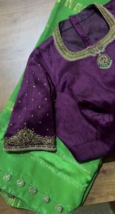 Mysore Silk Saree Blouse Designs, Blouse Ideas, Mysore Silk Saree, Aari Blouse, Mysore Silk, Maggam Works, Silk Saree Blouse Designs, Trendy Blouse, Maggam Work Blouses