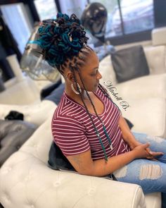 Microlocs Inspiration, Female Locs, Locs Dyed, Loc Crown, Colorful Locs, Thick Locs