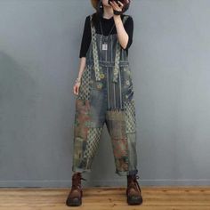 Comfortable, One of Kind. Overalls online shop,|Hand Wash|Summer|One Size|Blue|Loose|Female|Black|Pullover|Full Length|Printed|Denim|Street Women In Overalls, 90s Overalls Outfit, Floral Overalls, Overalls 90s, Overalls Casual, Overalls For Women, Cotton Overalls, 90s Floral, Plus Size Sweaters