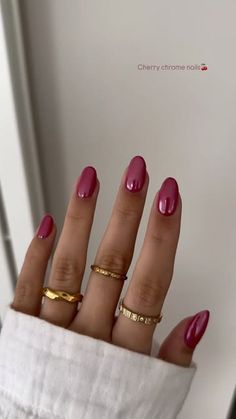 Chrome Nail Aesthetic, Dark Pink Chrome Nail, Cute Nails With Chrome, Pink Nails With Pink Chrome, Nail Inspo Pink Chrome, Coffin Pink Chrome Nails, Basic Chrome Nails, Short Nails Ideas Chrome, Chrome Nails Valentines