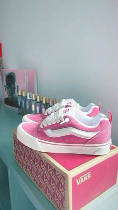 Vans rose #vans #rose #chaussures Shoes For School, Pink Vans, Jordan Shoes Retro