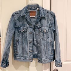 Worn Only Once, In Brand New Condition. Levi’s Ex Boyfriend Jacket In Dream Of Life Medium Wash. Levi's Light Wash Long Sleeve Outerwear, Levi's Light Wash Outerwear For Fall, Boyfriend Jacket, Levis Jacket, Ex Boyfriend, Trucker Jacket, Jean Coat, Jean Jacket, Levi's