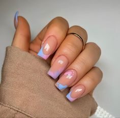 Gender Reveal Inspired Nails, Classy Gender Reveal Nails, Nails For Pregnant Women, Gender Reveal Nails Almond Shape, Gender Reveal Nails French Tip, Gender Reveal Manicure, Gender Reveal Nail Designs, Gender Reveal Nails Ideas Short, Gender Reveal Ideas Nails