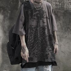 Show your edgy side with this unique emo skeleton oversized short sleeve t-shirt. featuring an eye-catching print, this stylish t-shirt is perfect for any occasion. Styl Grunge, Goth Tops, Harajuku Grunge, Kpop Clothes, Gothic Harajuku, 일본 패션, Fashion Oversized, Sound Wave, Grunge Streetwear