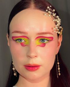 freja bermann | marmessoidea 🪲🦩🎾 annonce, gave (gifted products are marked) @beautybaycom x @mmmmitchell palette @stargazerproducts neon yellow uv... | Instagram Butter Gloss, Makeup Nails Art, Ethereal Makeup, Blue Eye Makeup