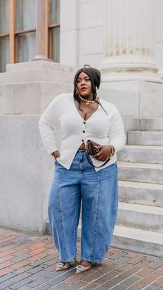 The denim this season has been top tier! Find all my faves linked below 👖 wide leg jeans, distressed jeans, barrel jeans, curvy Nyc Looks Outfits Winter, Best Curvy Jeans, Barrel Jeans Outfit Fall 2024, Plus Size Bell Bottom Jeans Outfit, Plus Size Barrel Jeans Outfit, Cream Wide Leg Jeans Outfit, Cropped Straight Leg Jeans Outfit, Black Barrel Jeans Outfit, Wide Leg Corduroy Pants Outfit