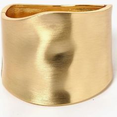 Material Zinc Style Matte Age Range (Description) Adult Item Weight 0.07 Kilograms Gold Bracelets For Women--This Gold Gangle Bracelet Is An Open Cuff Design, Hinge Design To Open The Bracelet To Wear Can Perfectly Fit Your Wrists. These Gold Bracelets For Women Are Simple And Trendy, An Excellent Choice For Daily Wear. Material--Gold Bangles For Women Are Made Of High-Quality Zinc Alloy, Gold Plated, Highly Polished Surface, Durable And Long-Lasting Color. Lead And Nickel Free, Hypoallergenic, Gold Cuff Bracelets, Chunky Cuff Bracelet, Chunky Gold Bracelet, Chunky Gold Jewelry, 18k Gold Bangle, Gold Bangles For Women, Wide Cuff Bracelets, Wide Bracelet, Cuff Bangle Bracelet