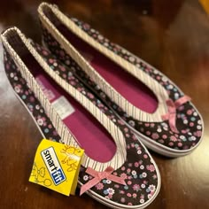 Brand New- Never Worn Floral Shoes Heel To Toe- 9 Inches Floral Shoes Heels, Outfits Shifting, Sublimation Ideas Projects Inspiration, Shoes Heel, Floral Shoes, Cute Little Things, Girly Fashion, Girl Falling, Dream Clothes