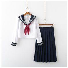 Kawaii Sakura, Japanese Uniform, Sailor Shirt, White Pleated Skirt, Cosplay Kawaii, High Road, Sailor Suit, Japanese School, Sailor Collar