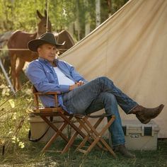 John Dutton Yellowstone, Yellowstone Quotes, Cowboy Culture, Blue Cotton Shirt, Handsome Celebrities