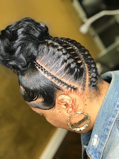 Ponytail Hairstyles With Braiding Hair, Ghana Hairstyles, Black Hair Updo, Hairstyles With Braiding Hair, Unusual Hairstyles, Beliage Hair, Updo Ponytail