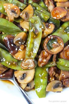 Teriyaki Mushrooms with Snow Peas (Oil-Free!) Dishes With Green Beans, Snow Peas Recipes, Recipes With Snap Peas, Shrimp And Snow Peas, Asian Mushrooms, Teriyaki Mushrooms